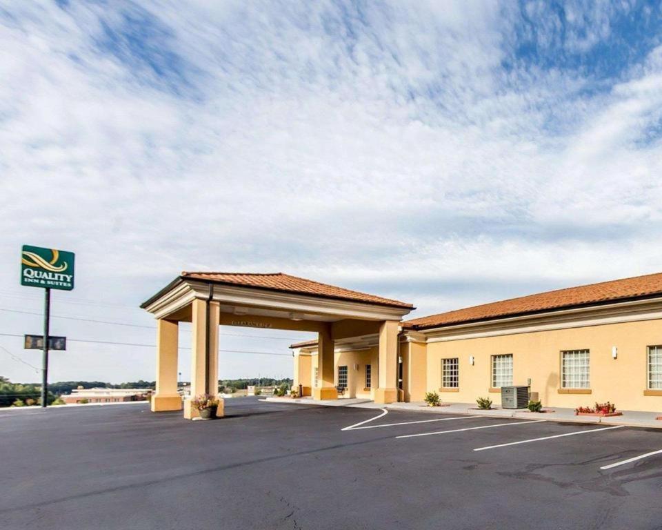 Quality Inn & Suites Bremen Exterior photo